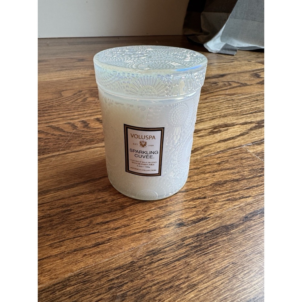 Voluspa Sparkling Cuvee, Small Candle Jar, 5.5 oz, 50 Hour Burn Time